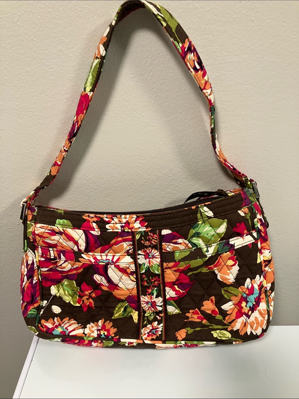 Vera Bradley Cassidy bag in the retired English Rose pattern EXC COND